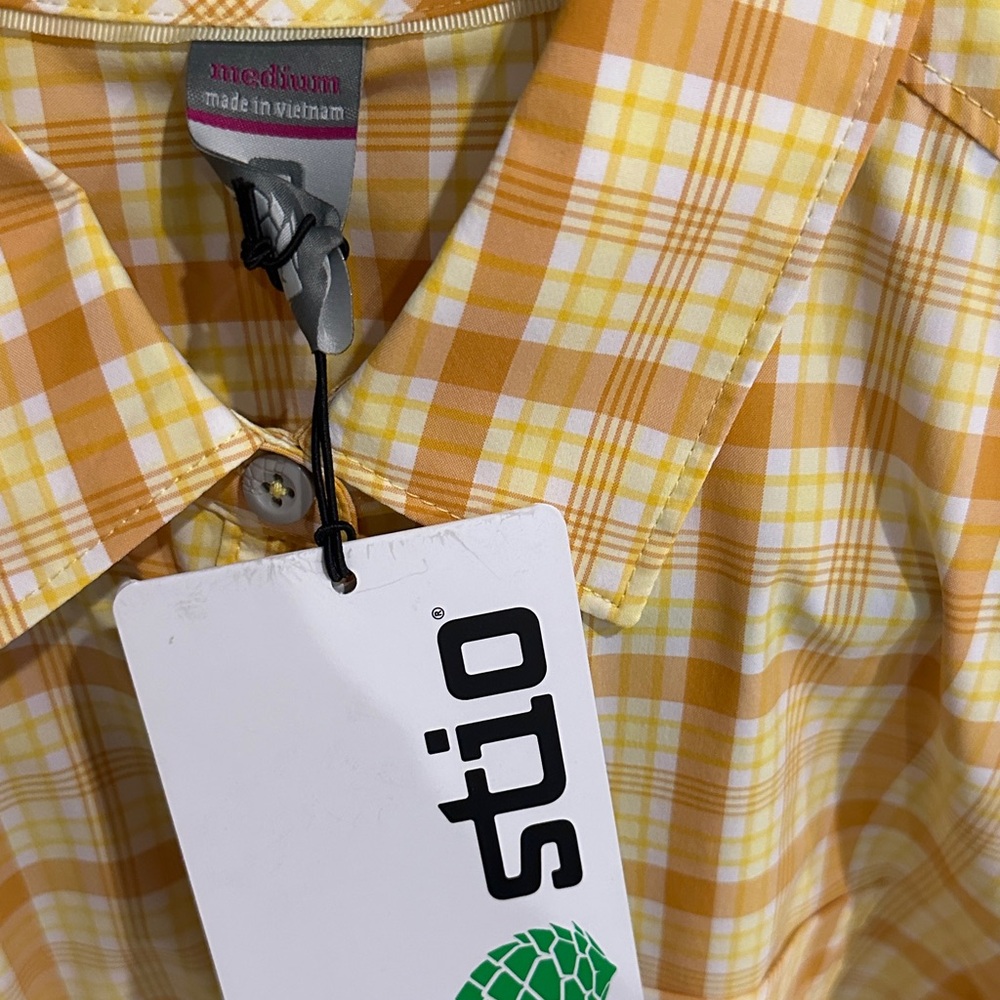 Stio women’s Sidley Shirt in Starburst Yellow Plaid - Picture 3 of 5